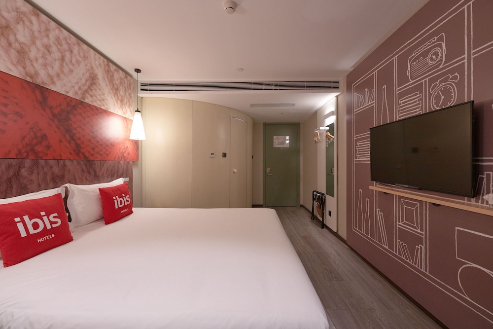 Ibis Beijing Changying 11/49