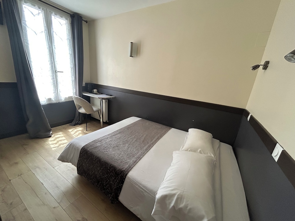 Hotel des Bains 16/48