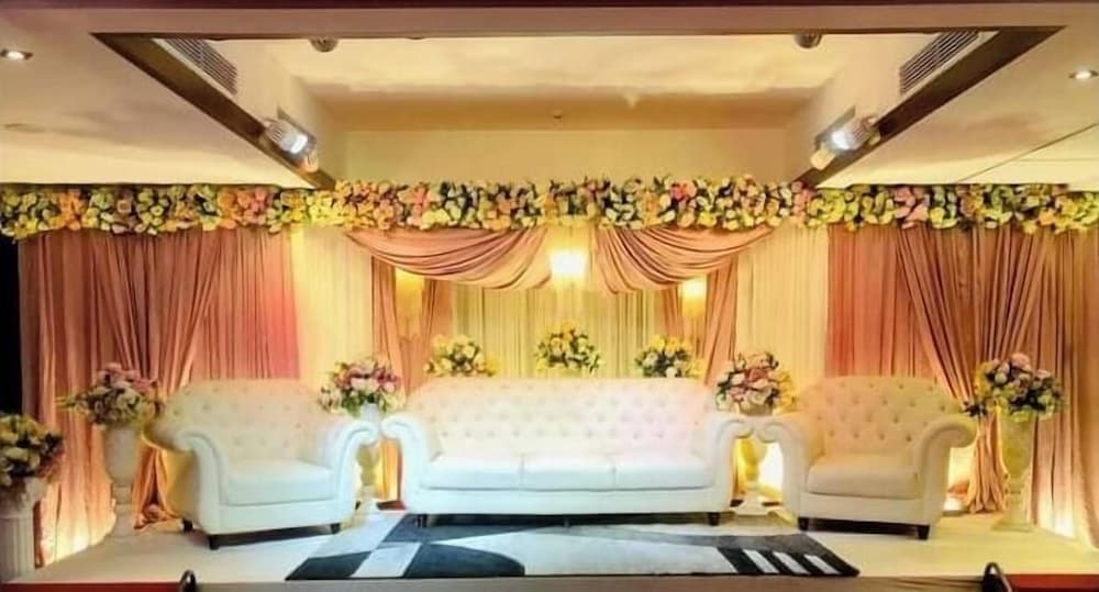 Grand Palace Hotel & Resorts Sylhet 12/60