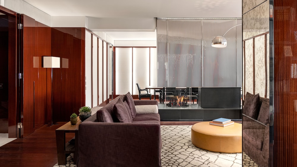 BULGARI HOTEL LONDON 21/40