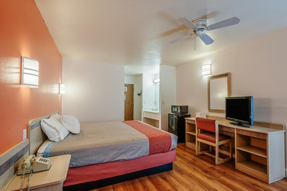 Motel6 Beaver, UT 36/57