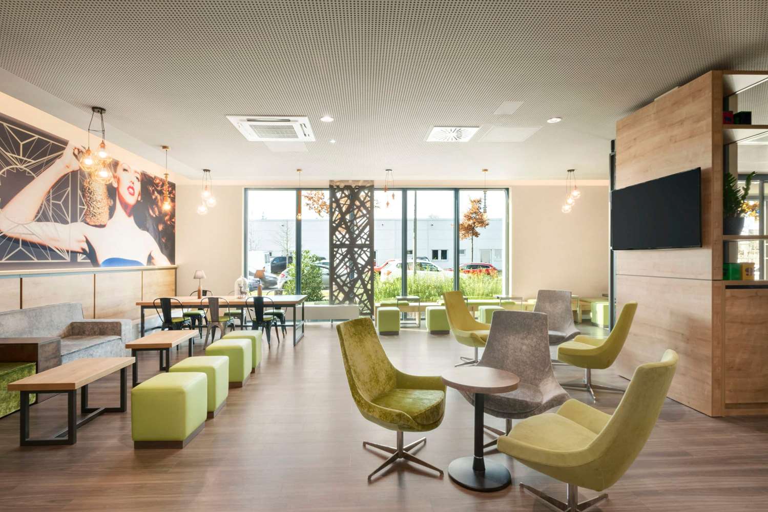 Super 8 by Wyndham Munich City North 13/30