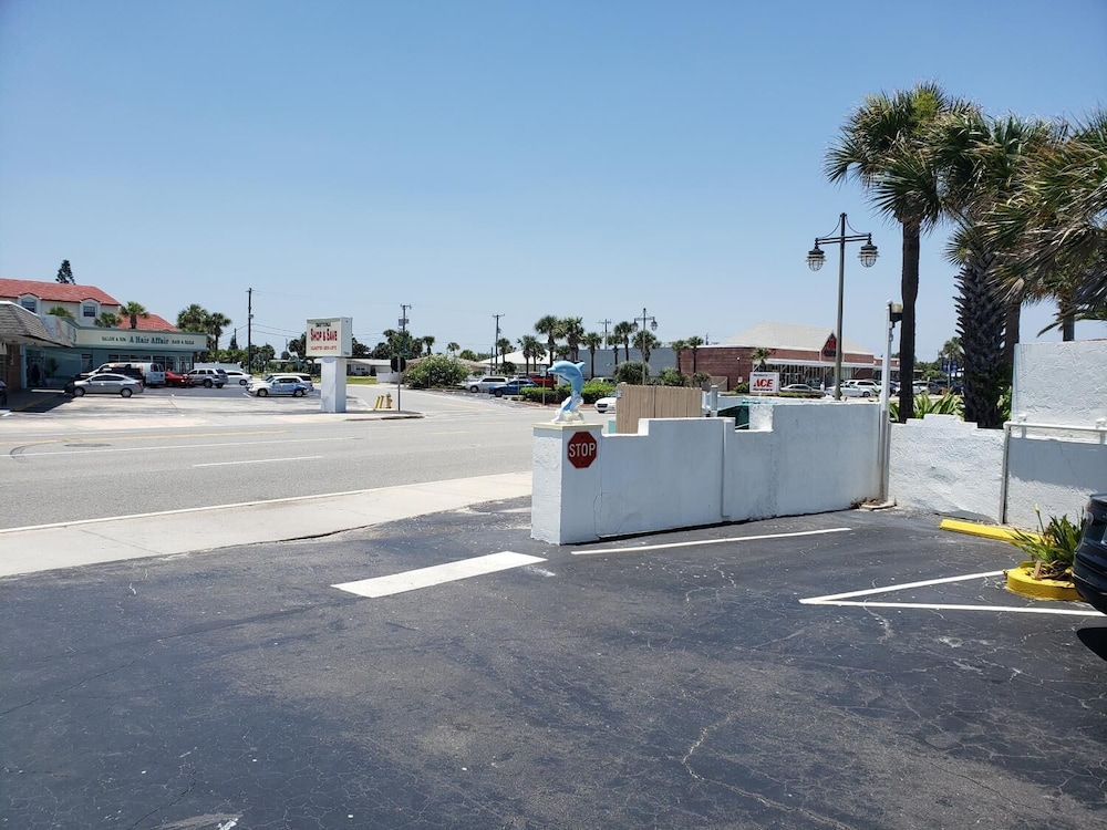 The Seascape Inn 40/53