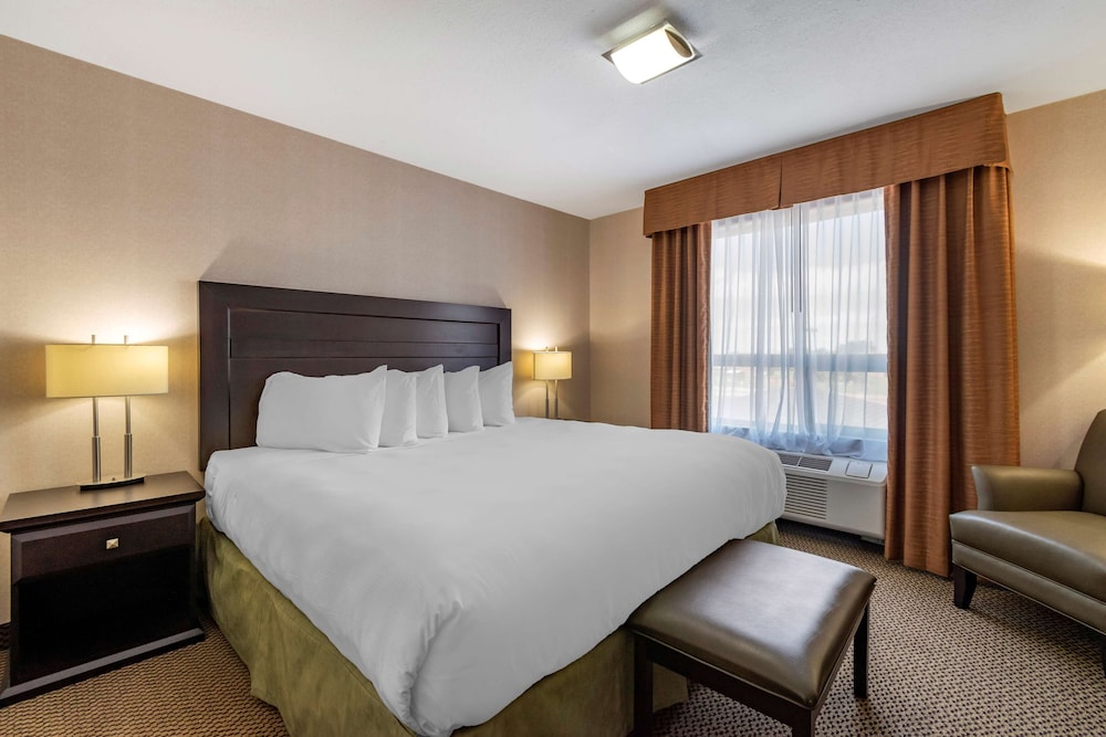 Best Western Bonnyville Inn and Suites 15/40