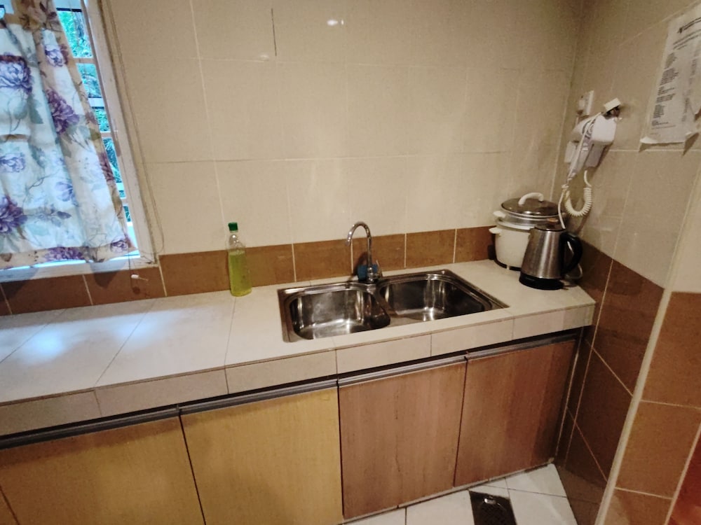 Iris House Resort 49/49