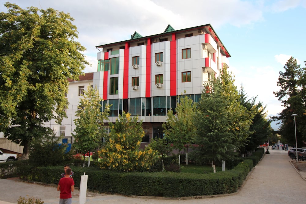 Hotel Piazza 7/50