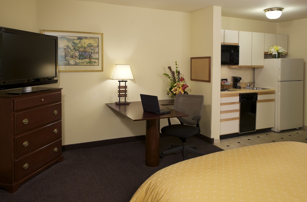 Larkspur Landing Hillsboro - An All-Suite Hotel 34/52
