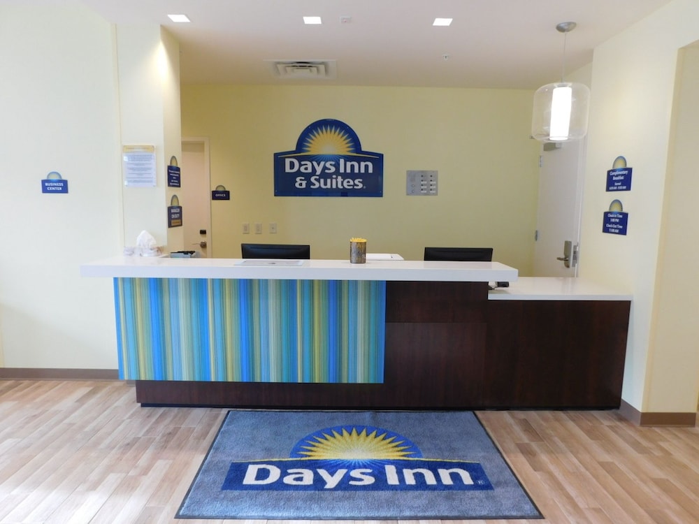Days Inn & Suites by Wyndham Kearney 5/61