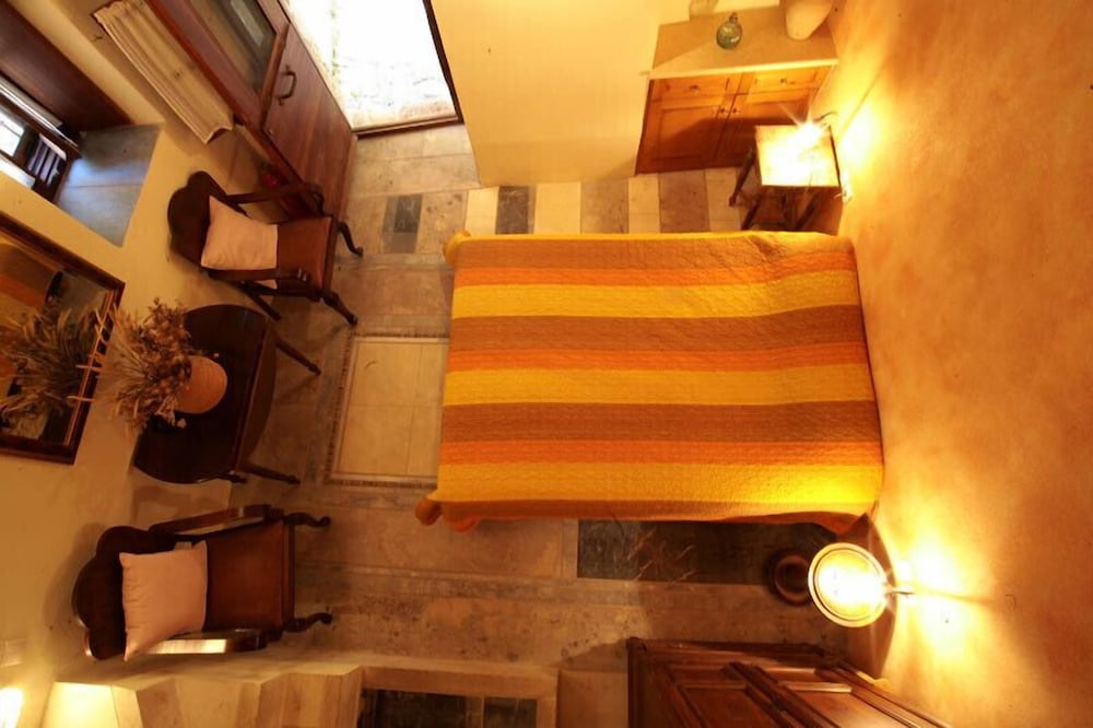 Dorovinis Monemvasia Castlehouses 15/45