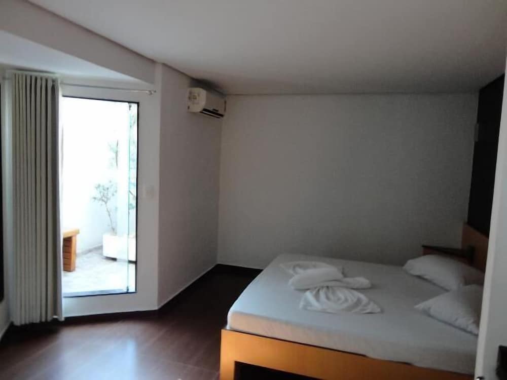 Hotel Calandre 12/97