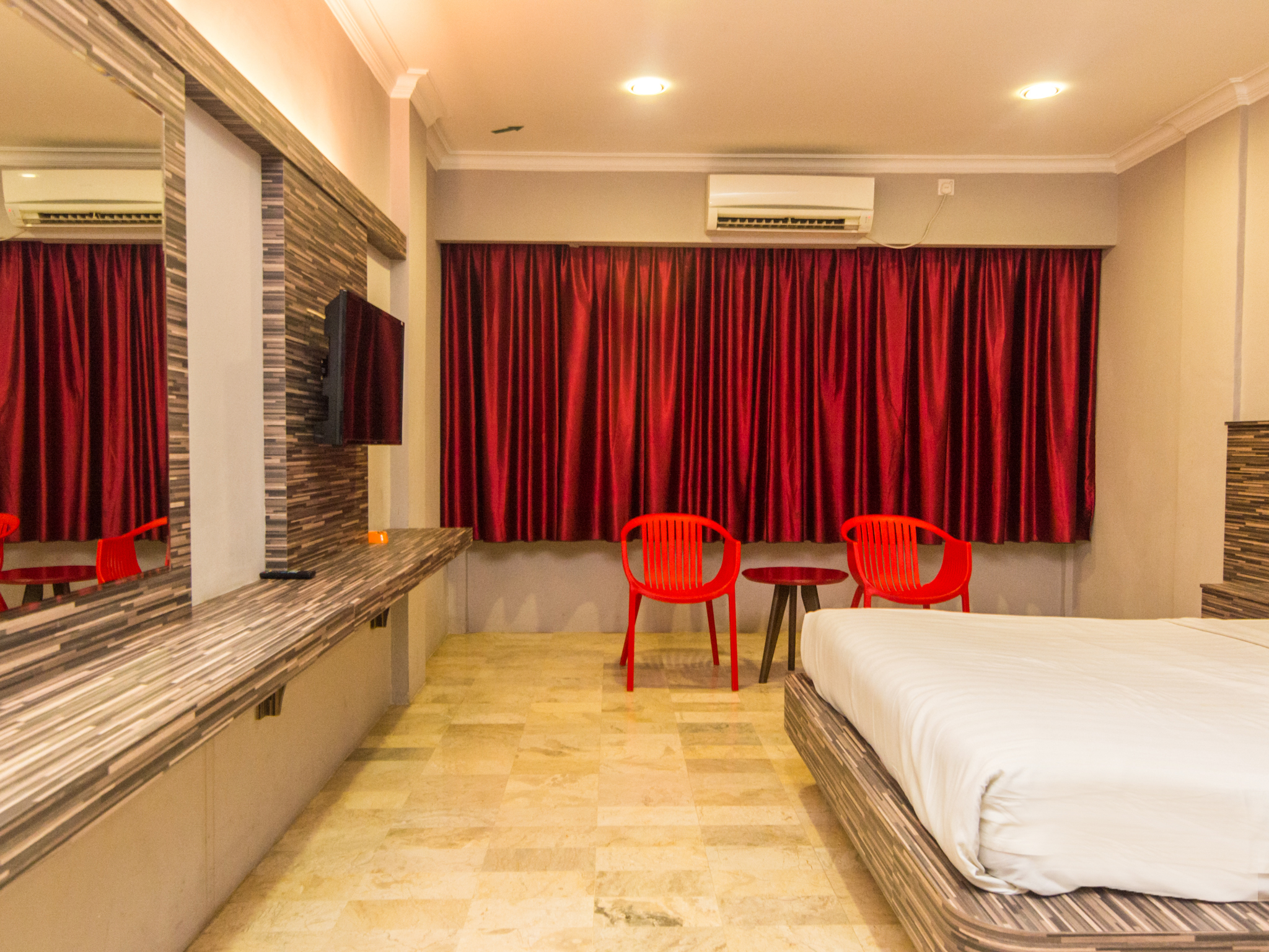 OYO 1896 Kita Hotel 28/50