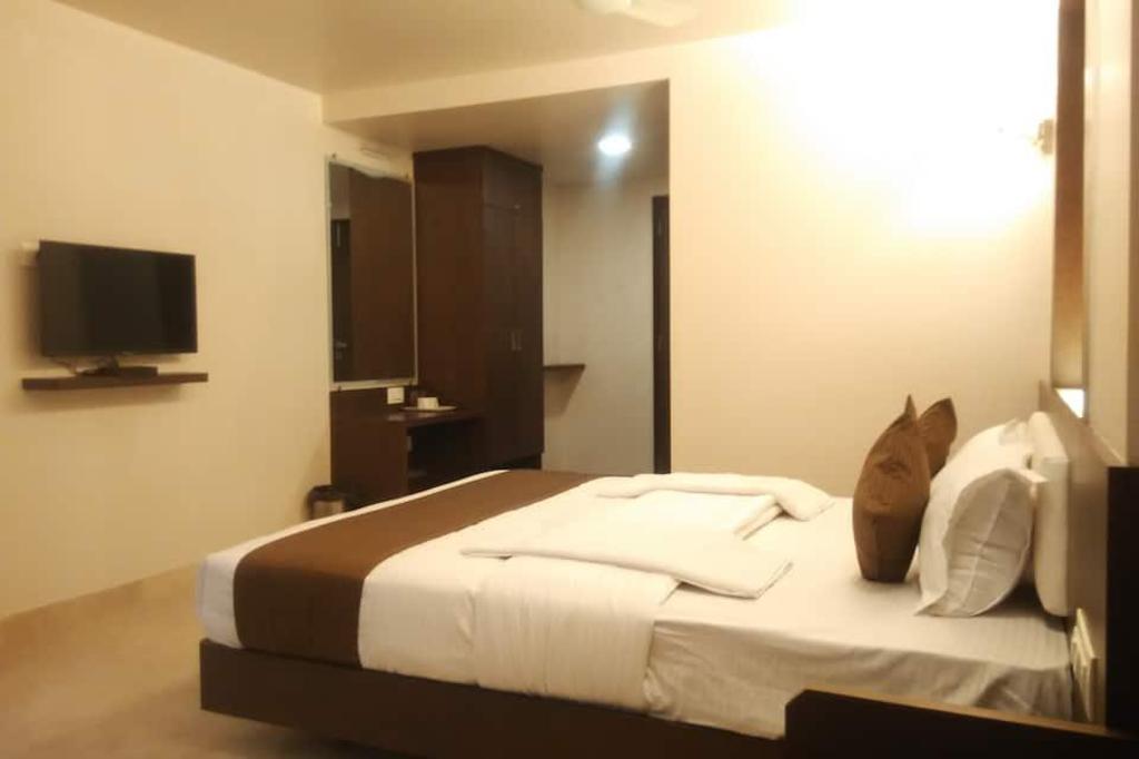 Hotel Sai Residency 5/19