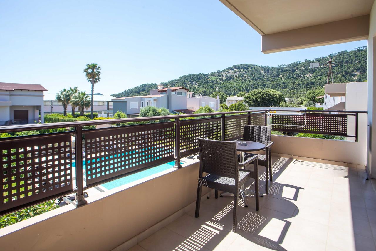 Santa Helena Hotel 14/90