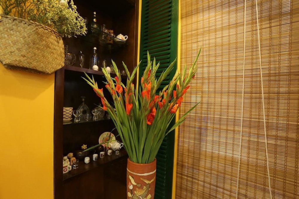 Tuti Lakeside Homestay 6/12