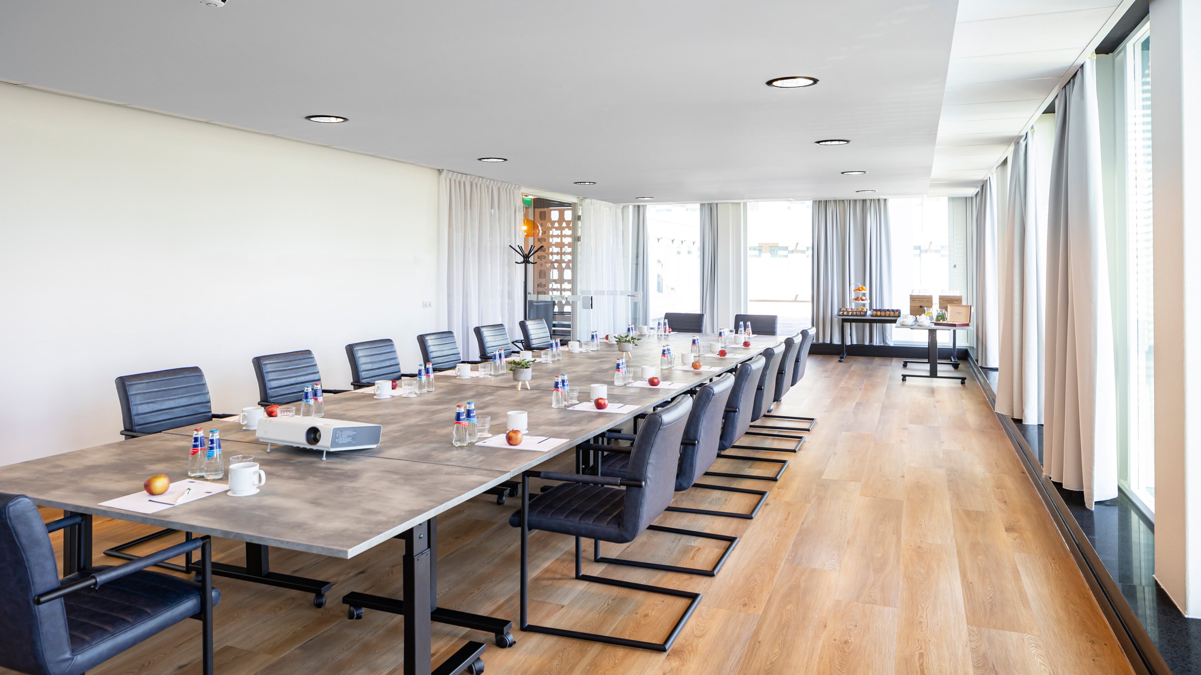 HOLIDAY INN EXPRESS UTRECHT - PAPENDORP 55/61