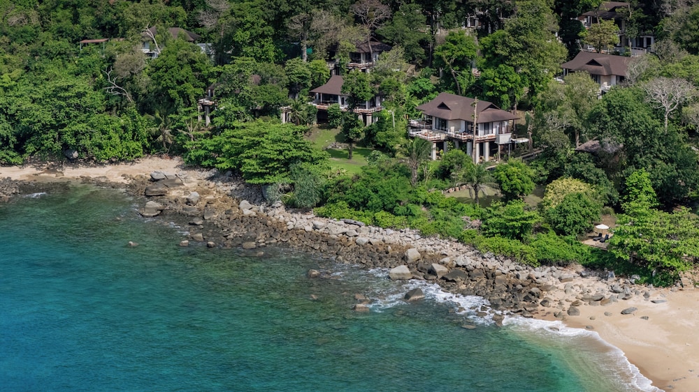 Baan Krating Phuket Resort 67/73