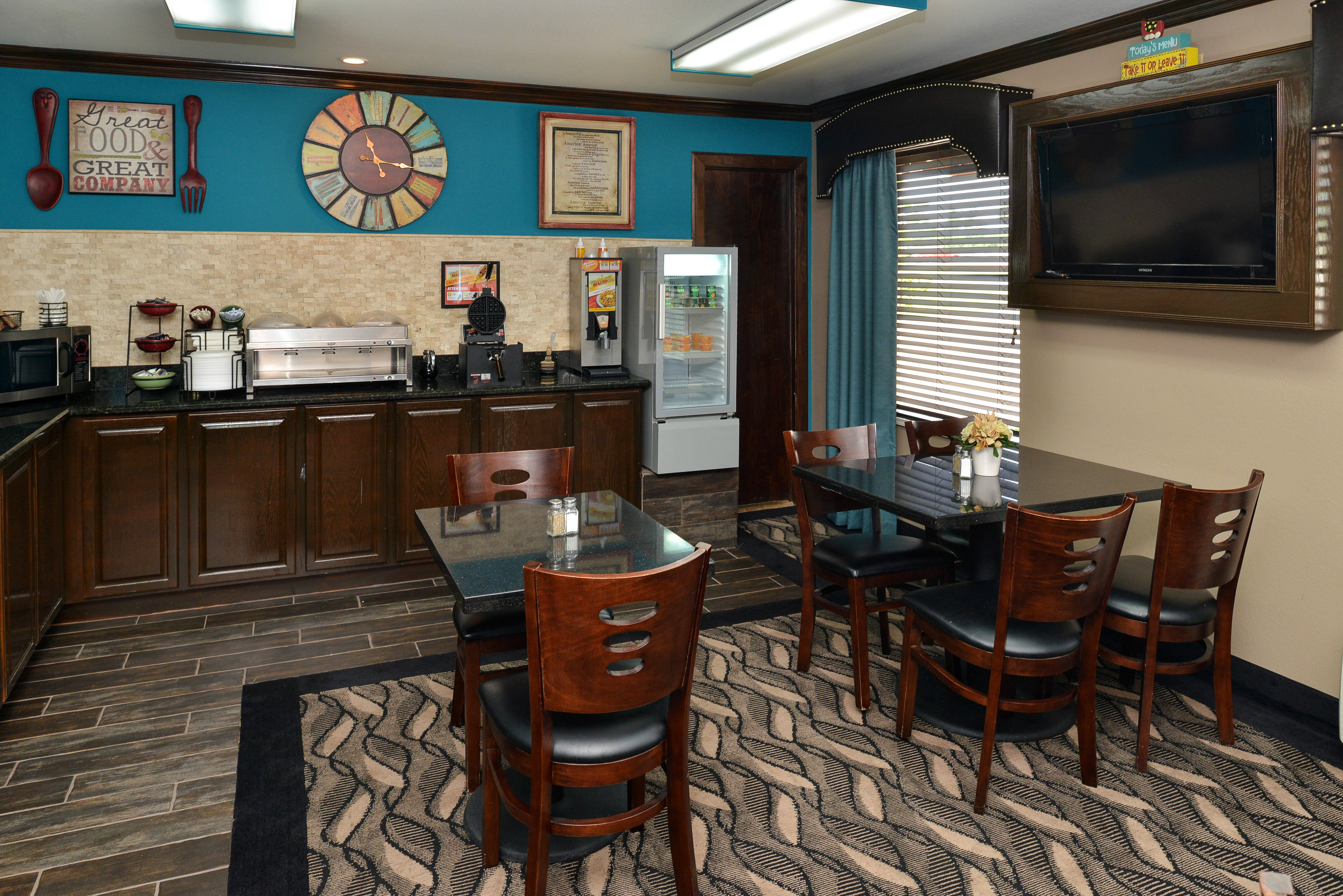 Baymont by Wyndham Ardmore I-35 32/46