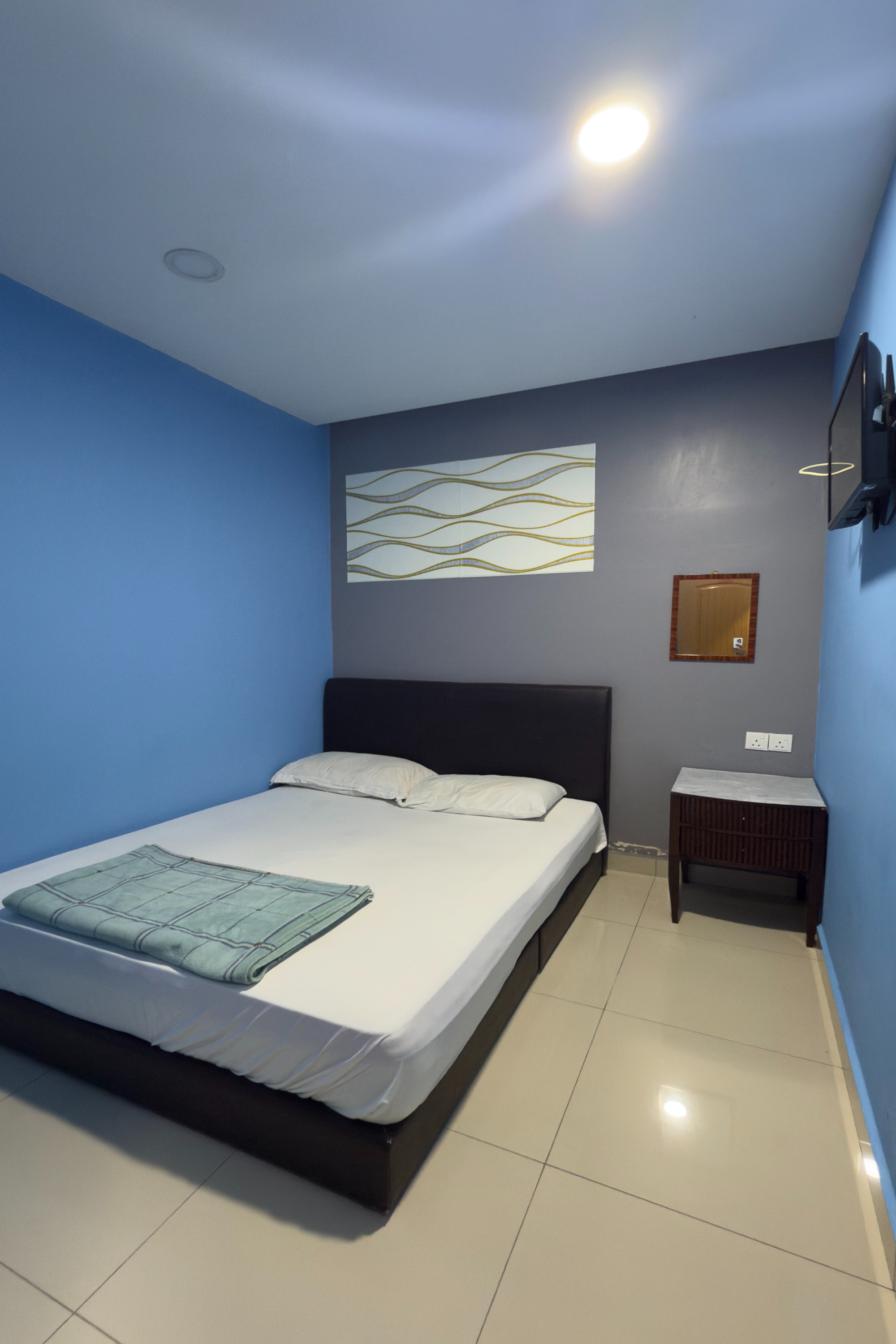 Room, Queen Bed