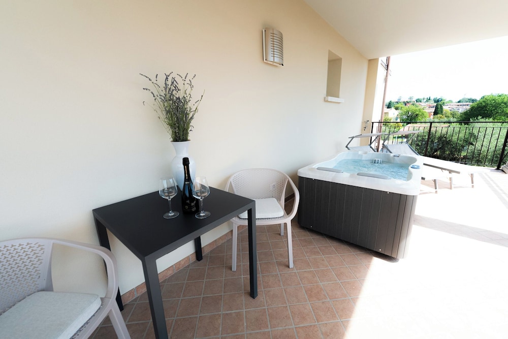 Hotel Splendid Sole 50/68