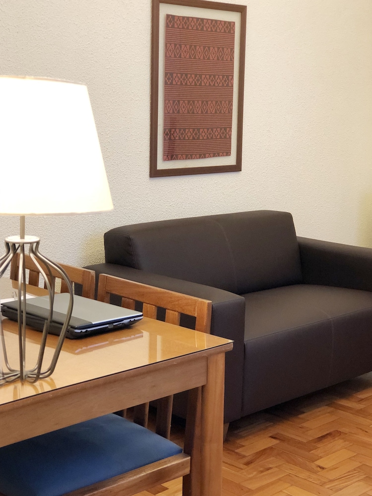 Rojas All Suites Hotel 45/56
