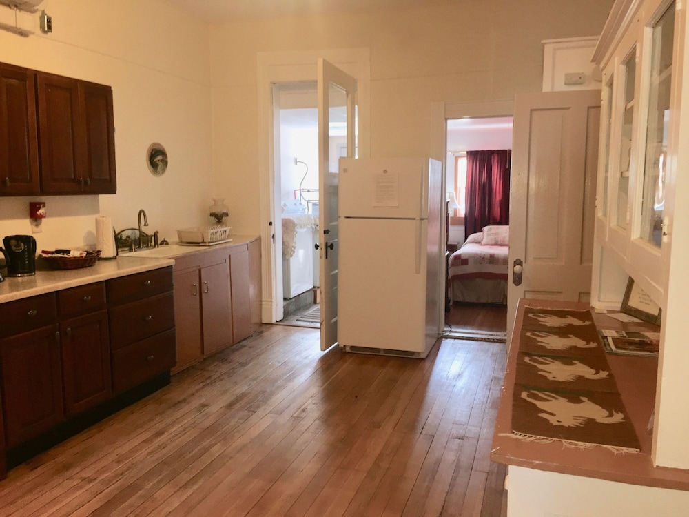 Historic Capitol Hotel Vacation Suites 13/32