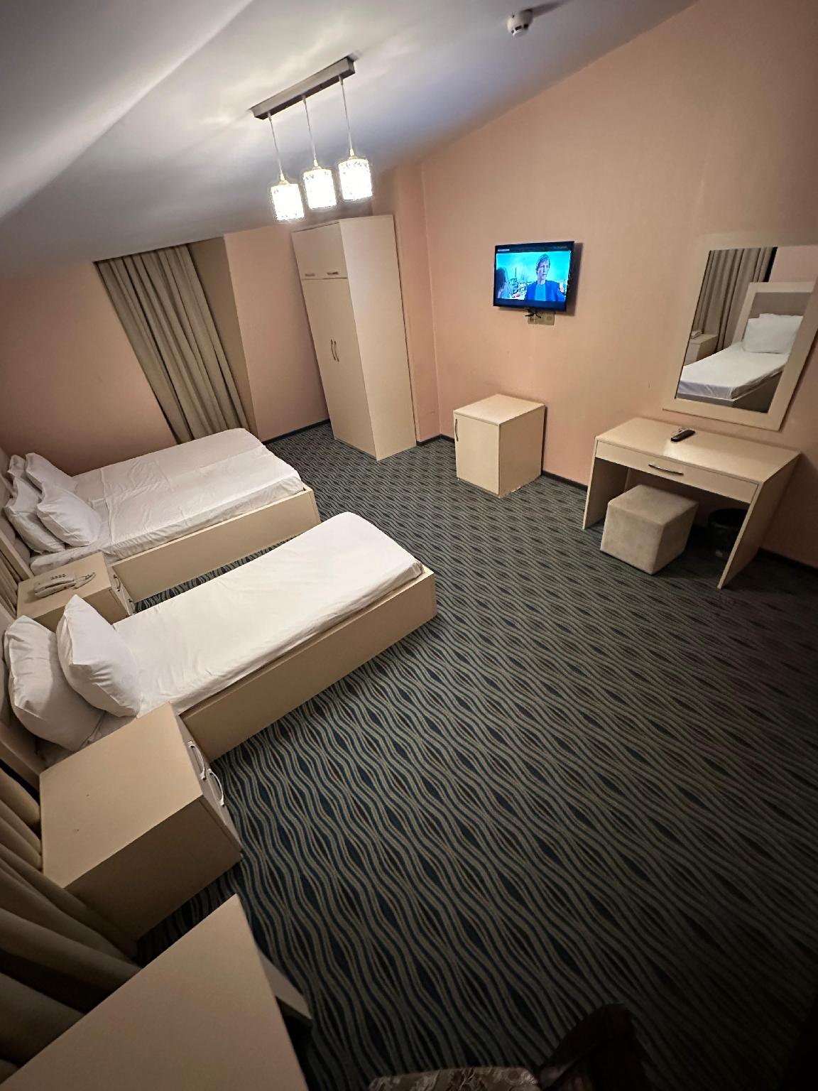 Comfort Hotel Baku 18/20
