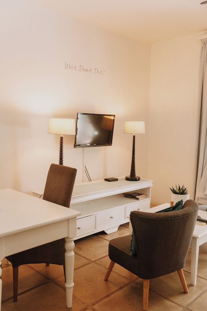 Caza Beach Guesthouse 38/50