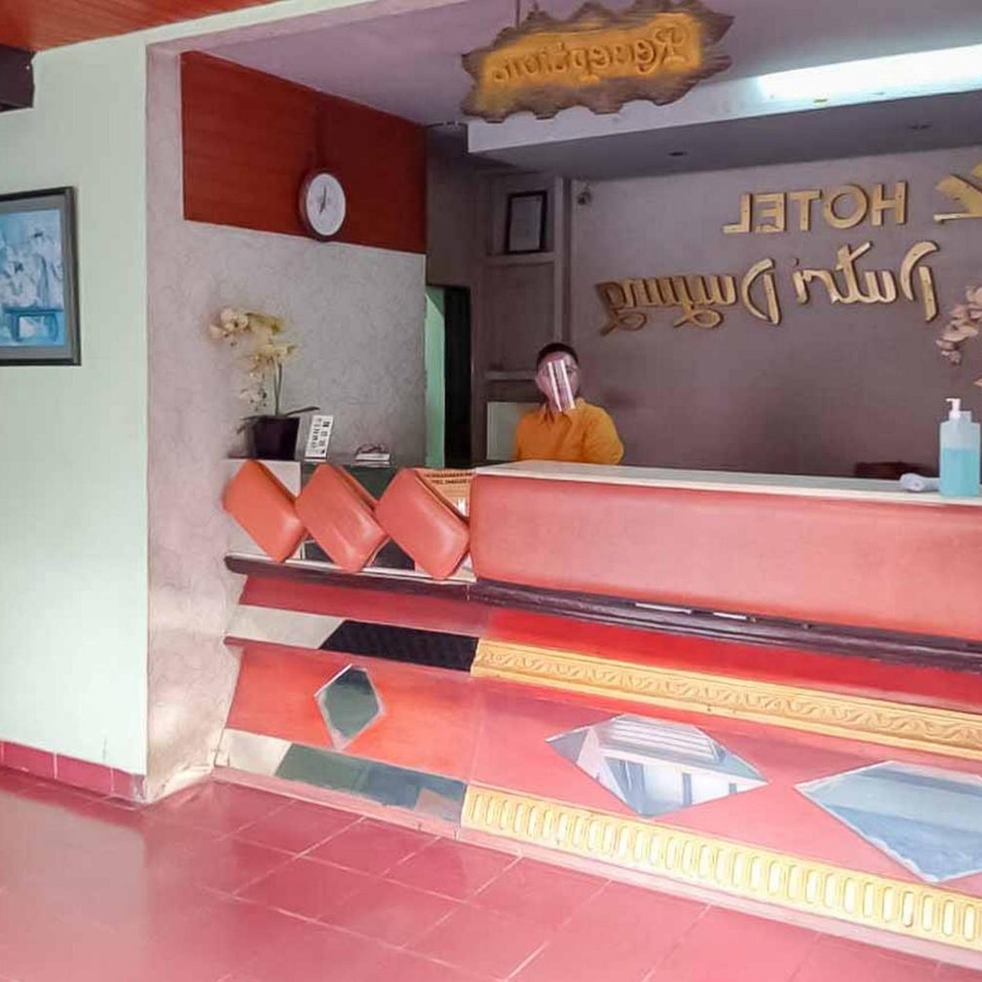 RedDoorz Plus near Tugu Mercusuar Anyer 9/50
