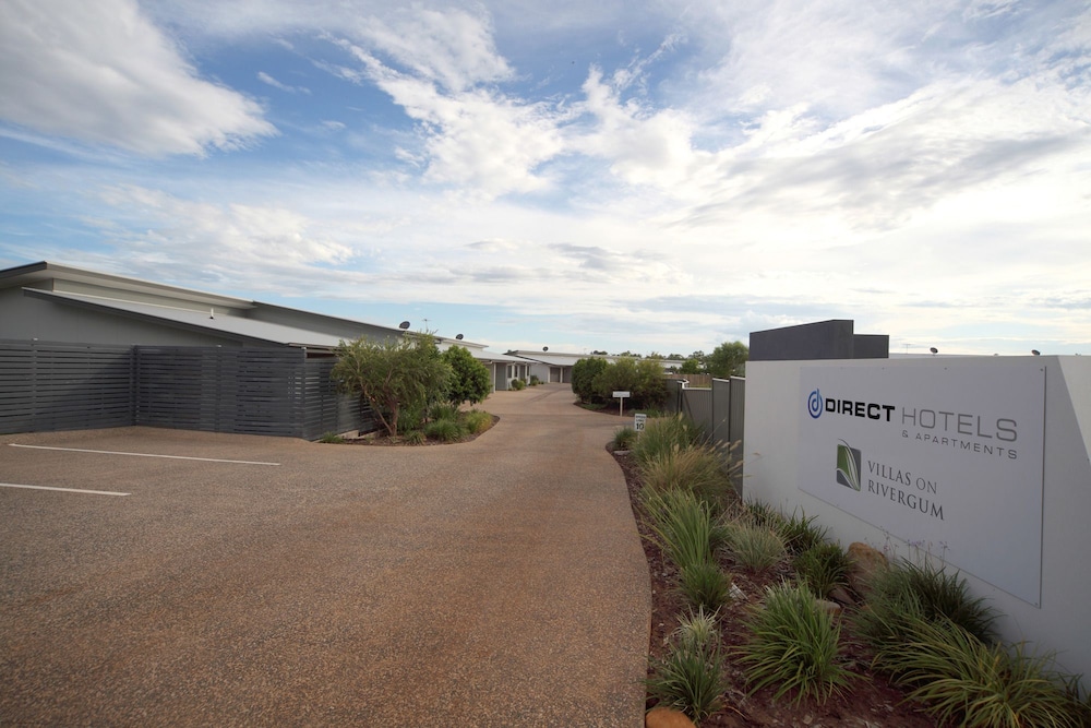 DIRECT HOTELS - VILLAS ON RIVERGUM 3/36