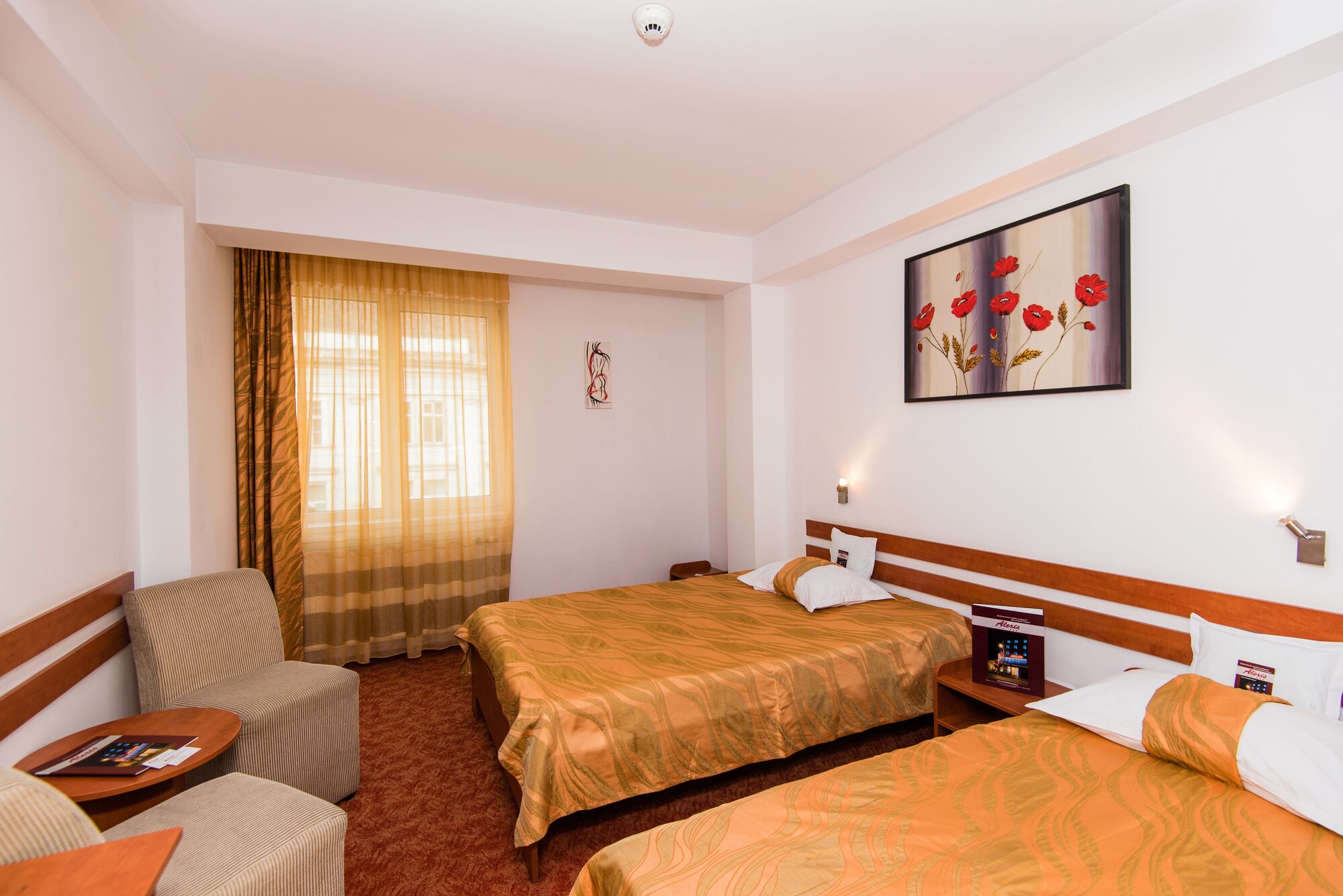 STANDARD, TWIN BEDS