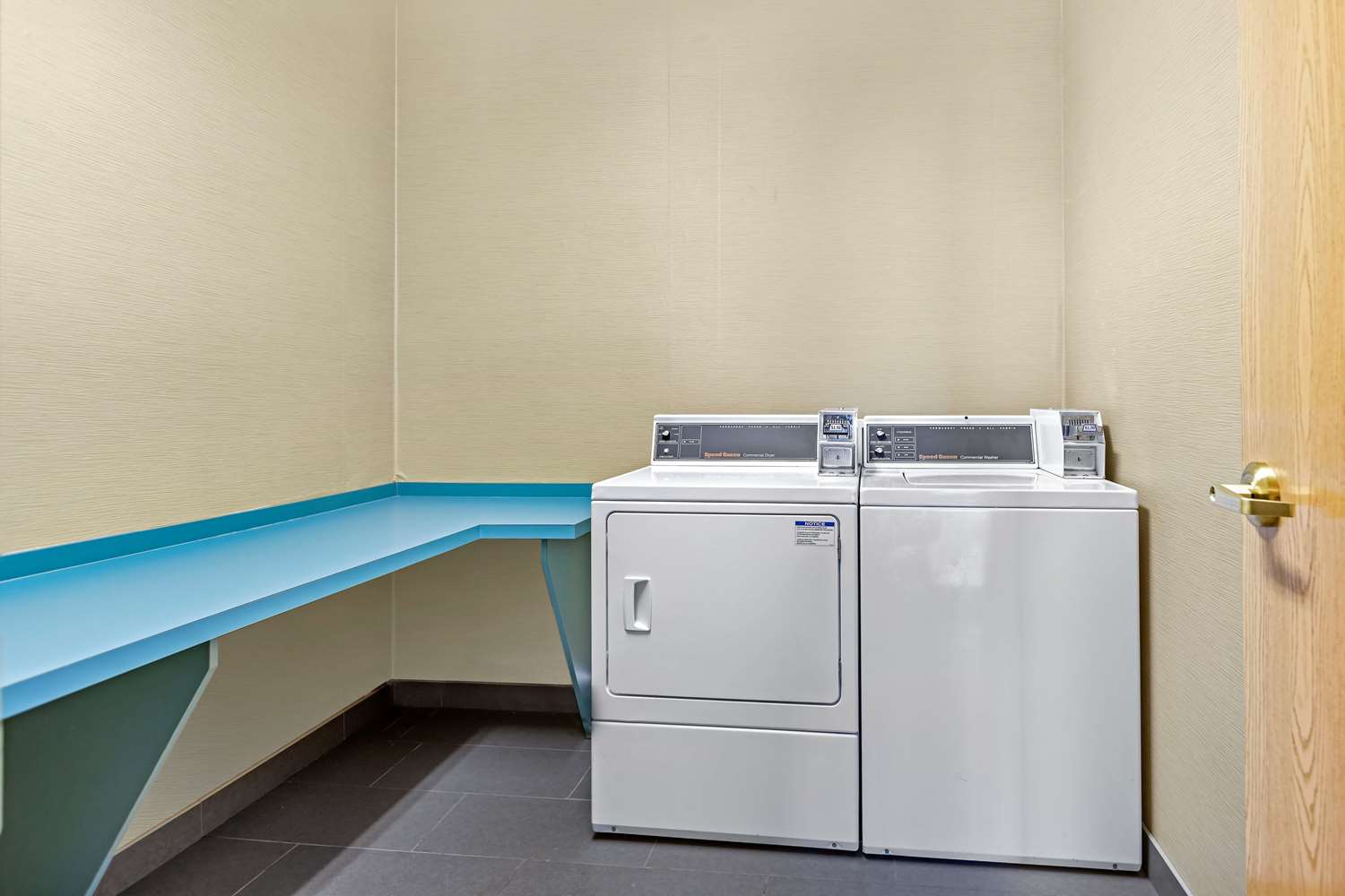 Comfort Inn Charlotte 16/21