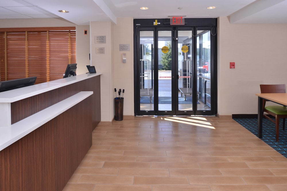 Fairfield Inn Rochester Henrietta/University Area 3/28