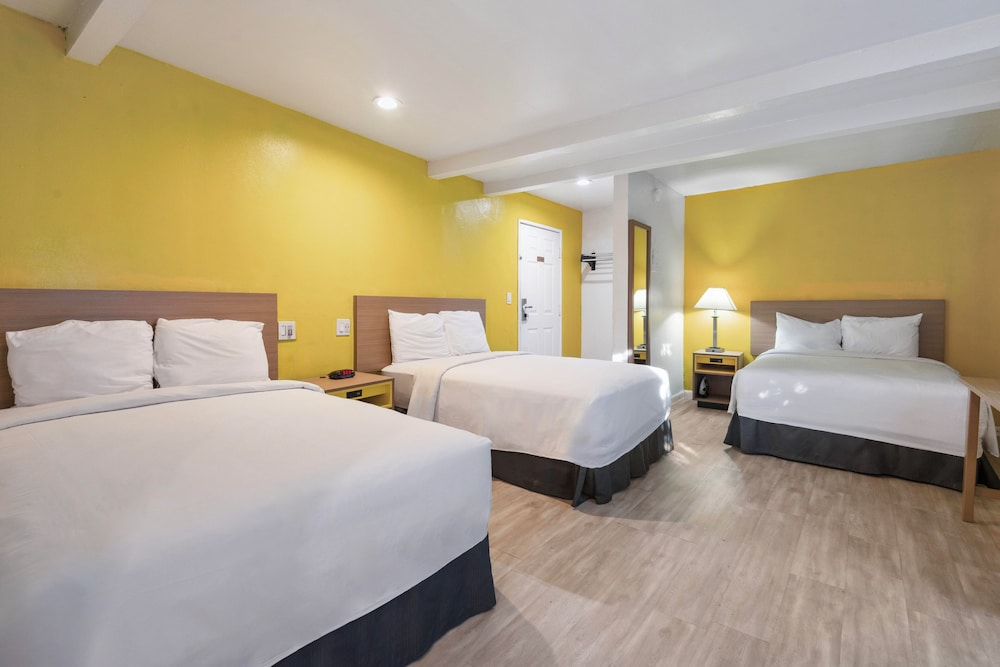 Hotel H-Wood 13/33