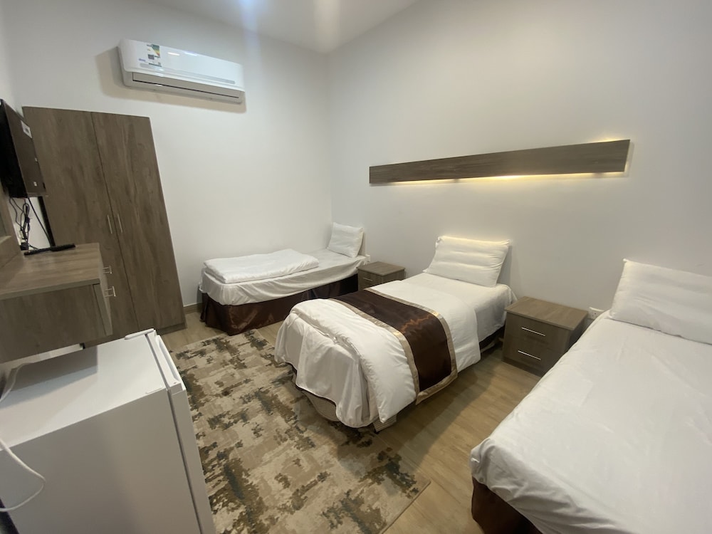 ARAM Suites 17/25