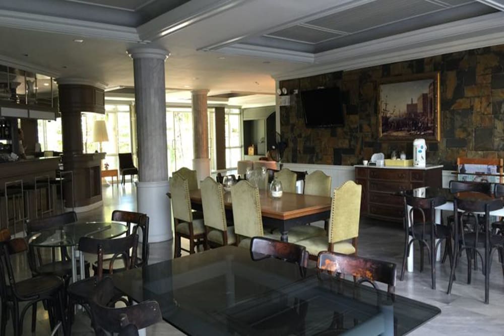 Garden Paradise Hotel & Serviced Apartment 39/45