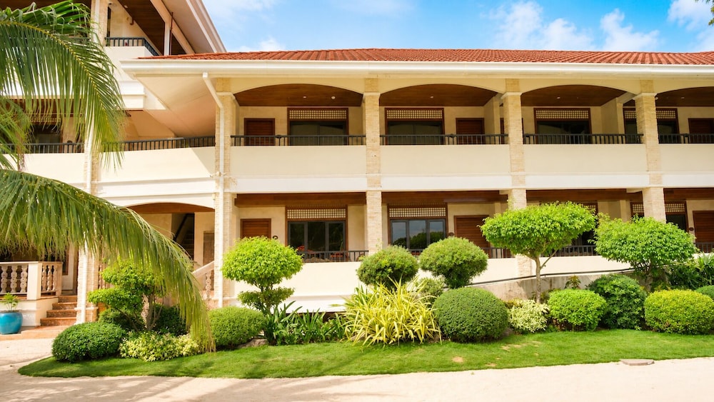 Costabella Tropical Beach Hotel 7/78