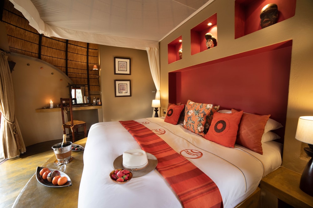 Hoyo-Hoyo Tsonga Lodge 38/68