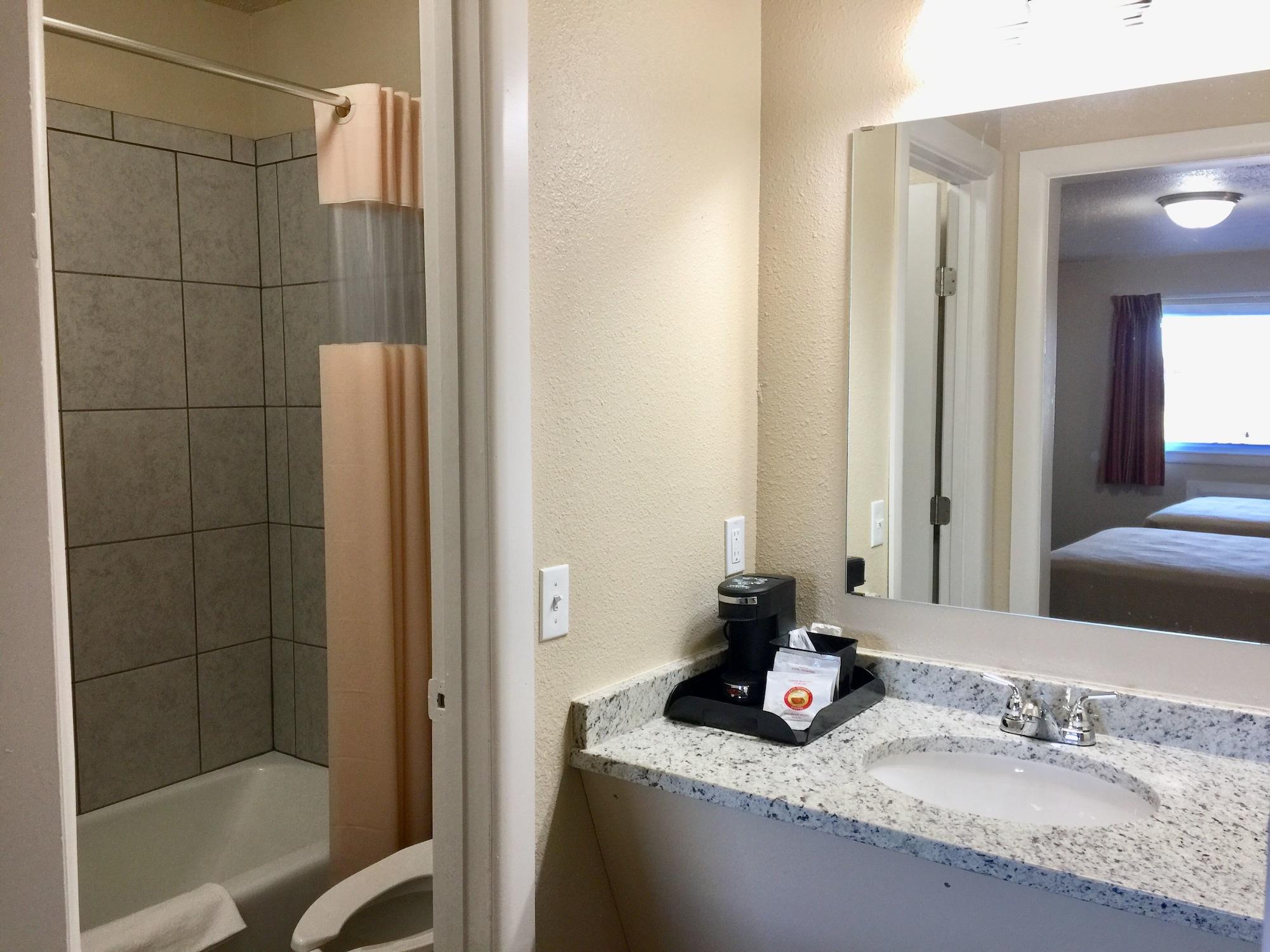Downtown Motel 44/50