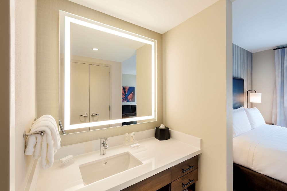 Homewood Suites By Hilton Louisville Downtown Ky 12/39