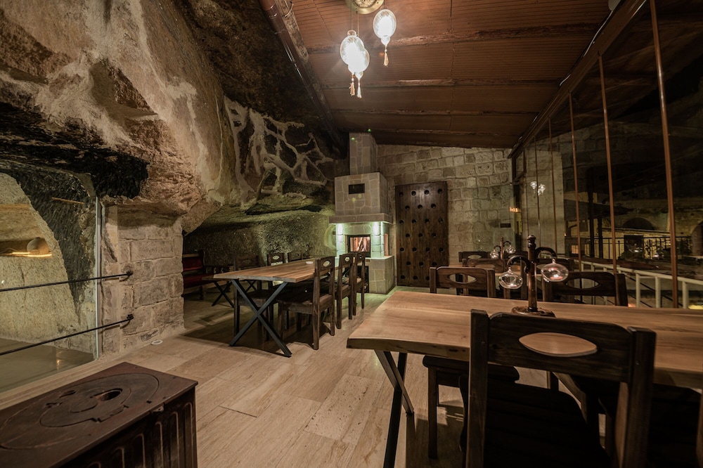 Konak Bezirhane Cave Otel 34/50