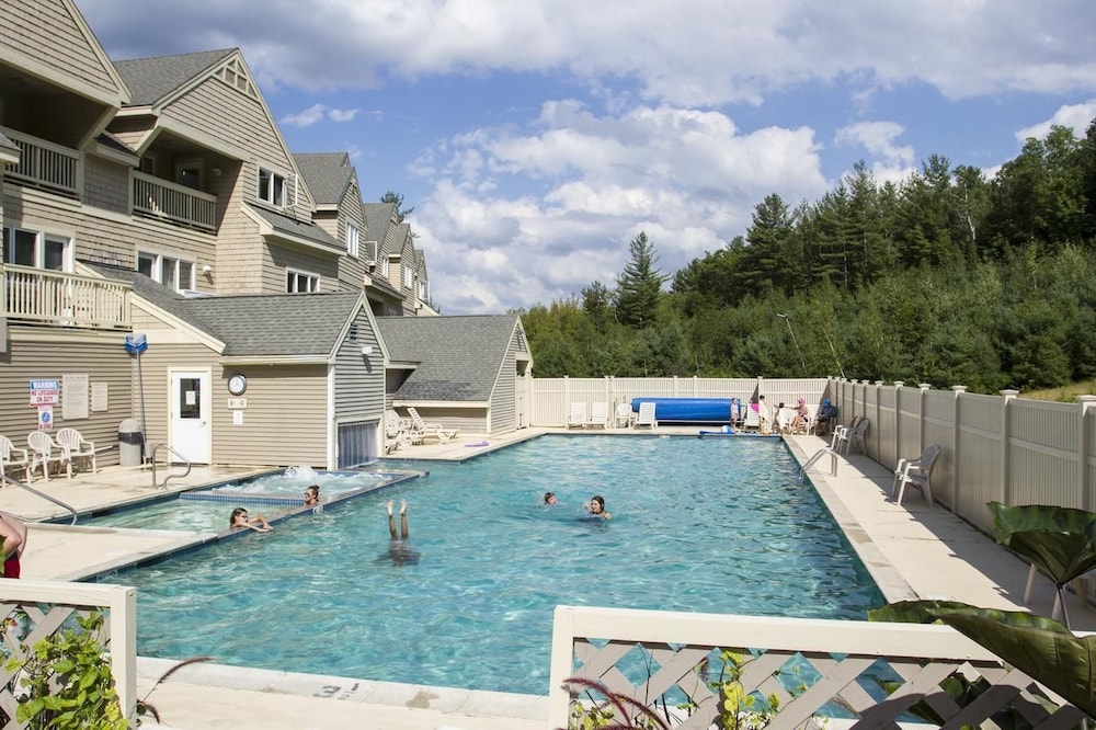 Grand Summit Hotel At Attitash 28/64