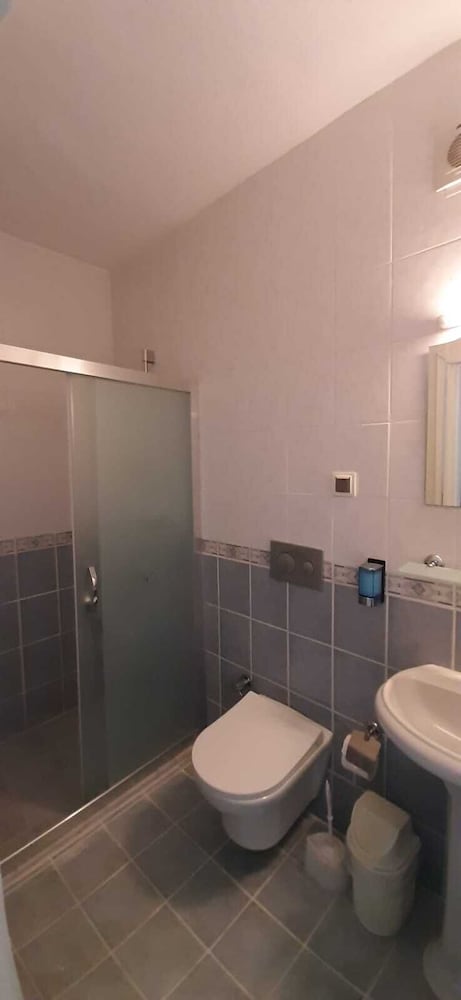 Everest Apart Hotel 55/55