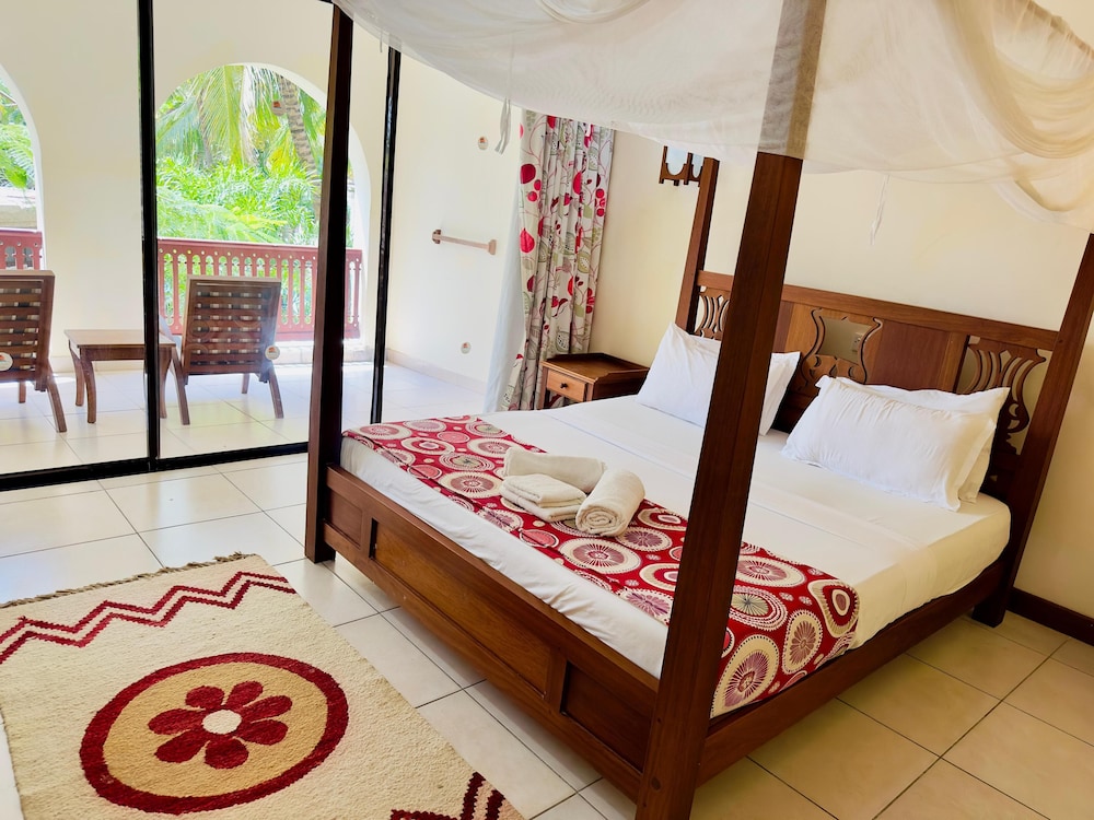 Lotfa Resort Diani 10/18