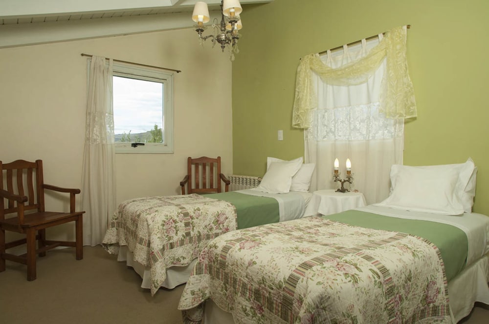 Blanca Patagonia Boutique Inn and Cabins 8/66