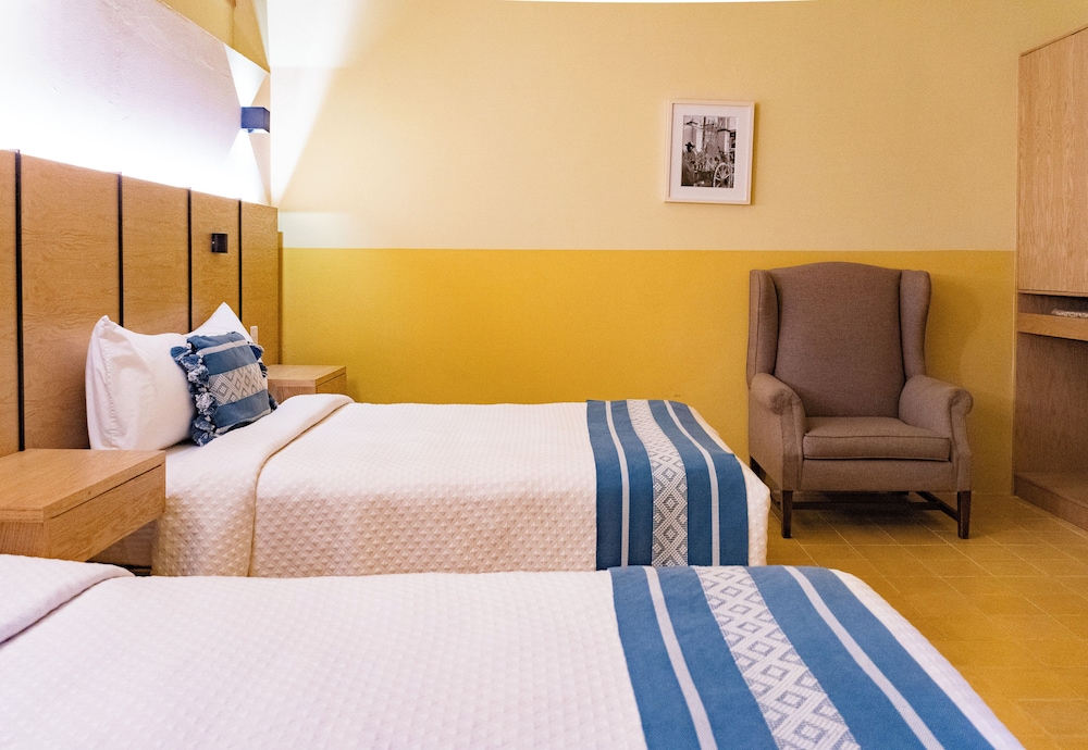 Comfort, 2 Double Beds