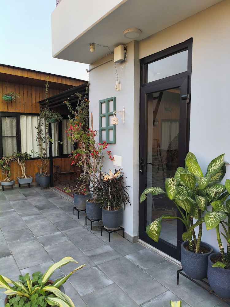 Hotel Vandana S Bed And Breakfast 6/50