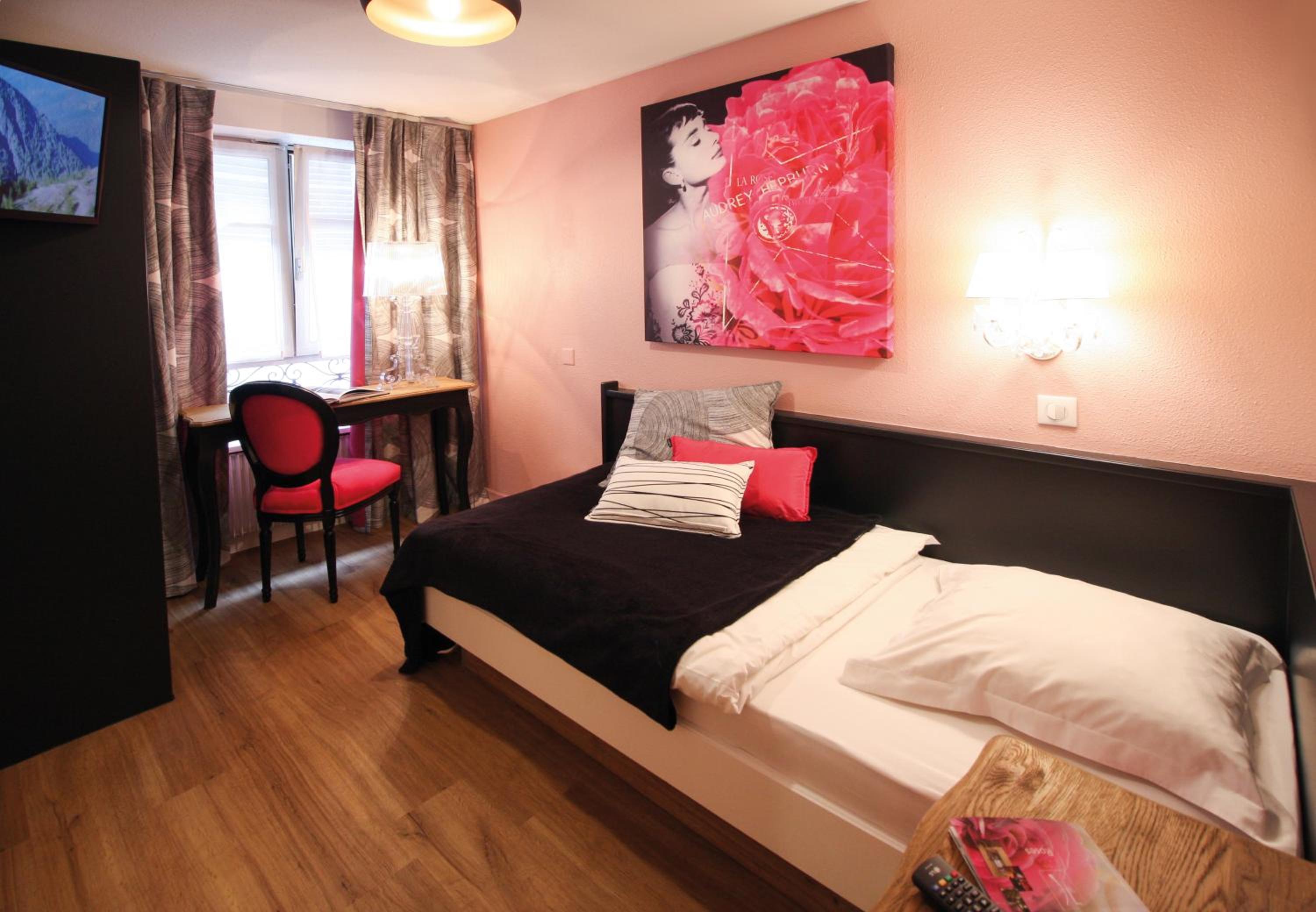 Room, Single