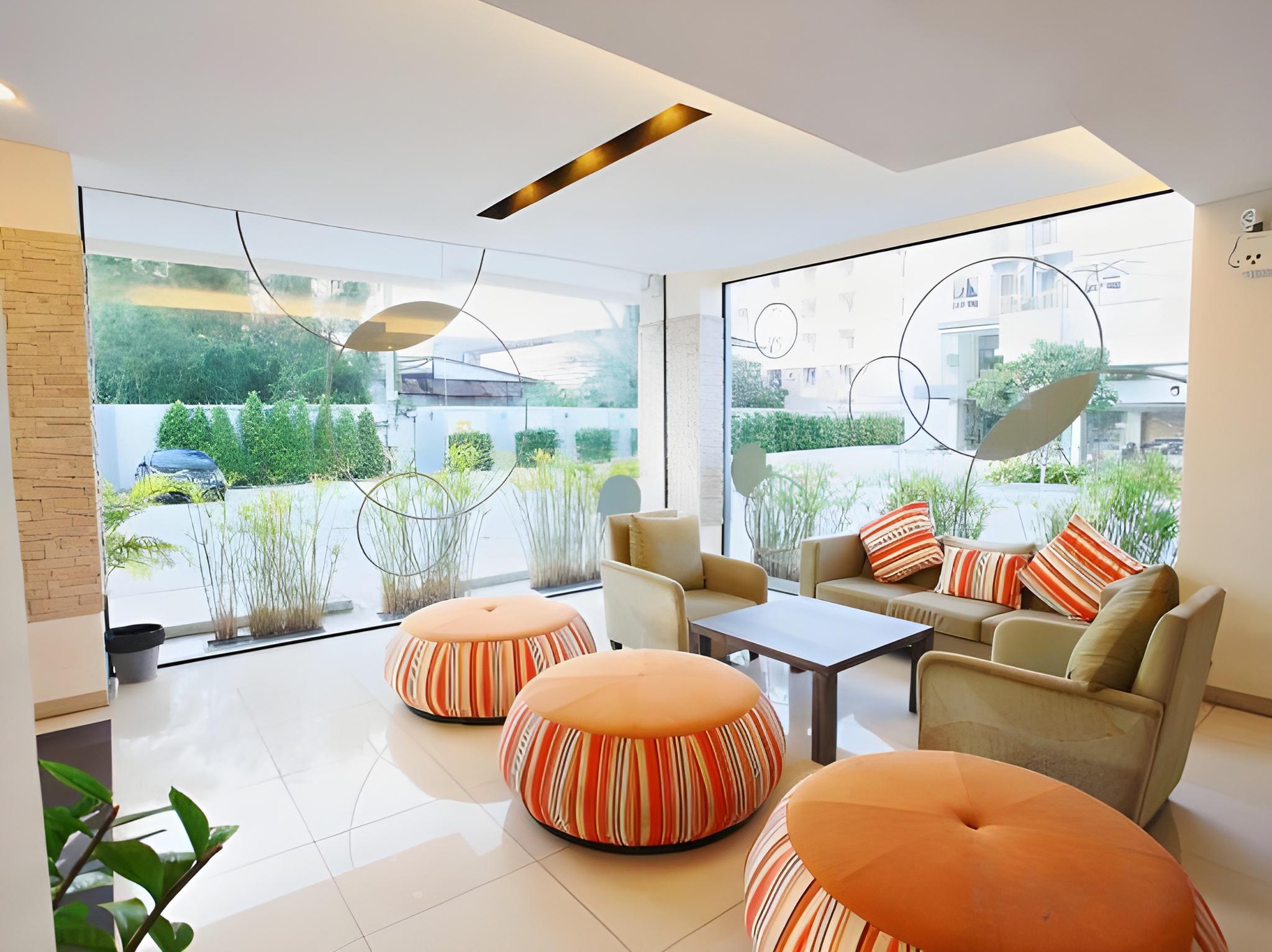 Leenova Hotel 40/50
