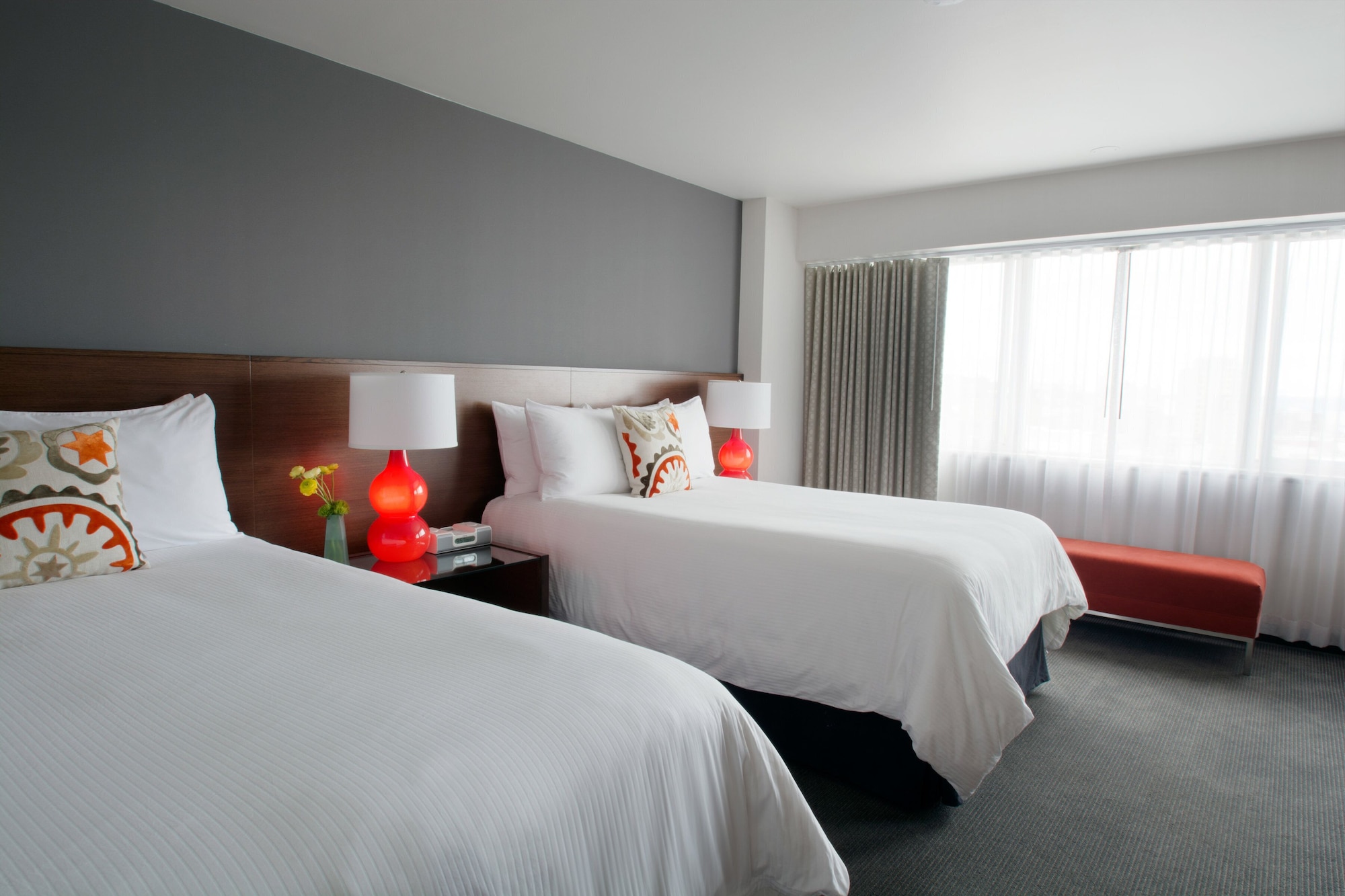 غرفة ديلوكس بسريرين مزدوجين