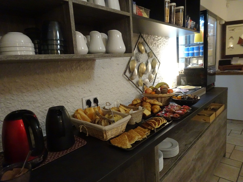 Citotel Ker Izel 6/18